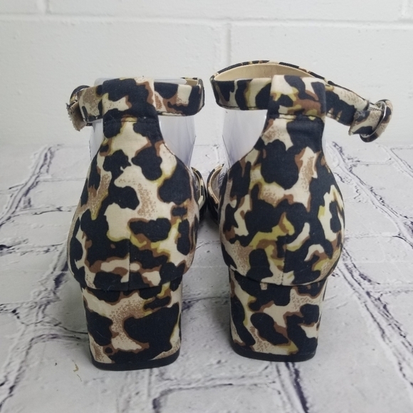 Cabi Kiki Leopard nimal print ankle strap block heels - Picture 6 of 11